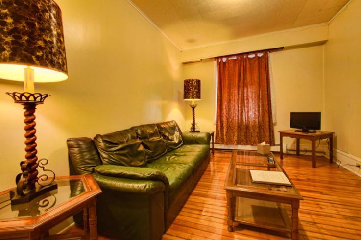 Suites On Main Margaretville Bilik gambar